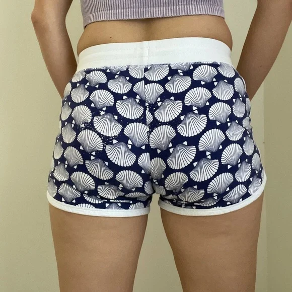 Macbeth Collection Shell Pattern Shorts - Picture 4 of 9